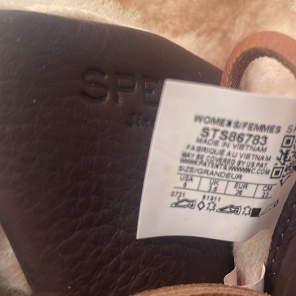 Red/tan Sperry Women's Saltwater Winter Luxe Duck Boot genuine leather - Picture 4 of 8